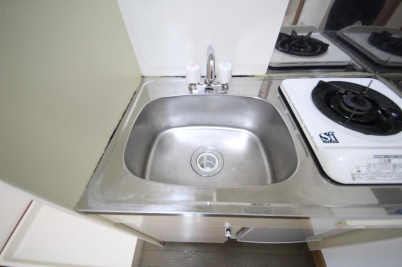 物件内観写真21　(コンパクトなキッチンで掃除もラクラク)