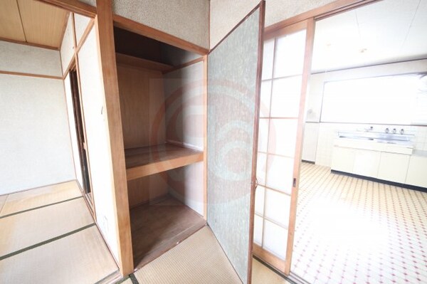 収納(使い勝手のいい寝室です)