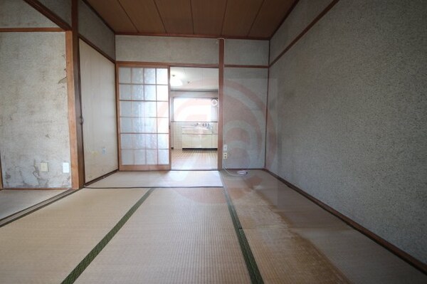 内装他(きれいなキッチンです)