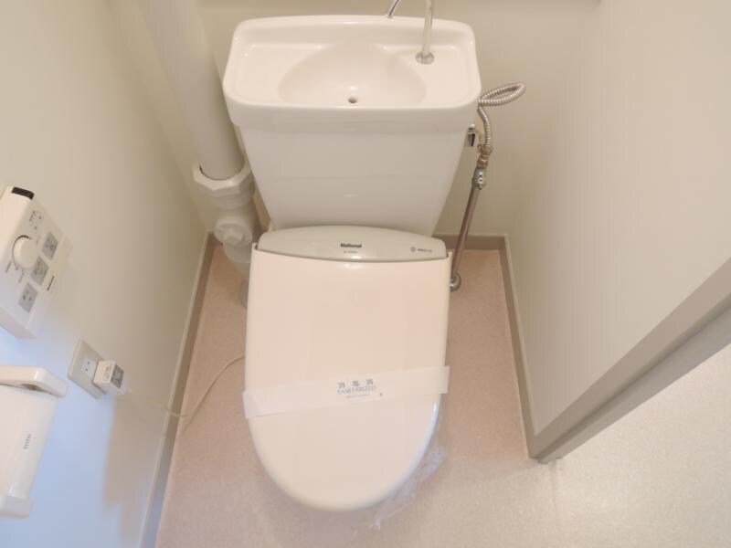 物件内観写真10　(トイレも気になるポイント)