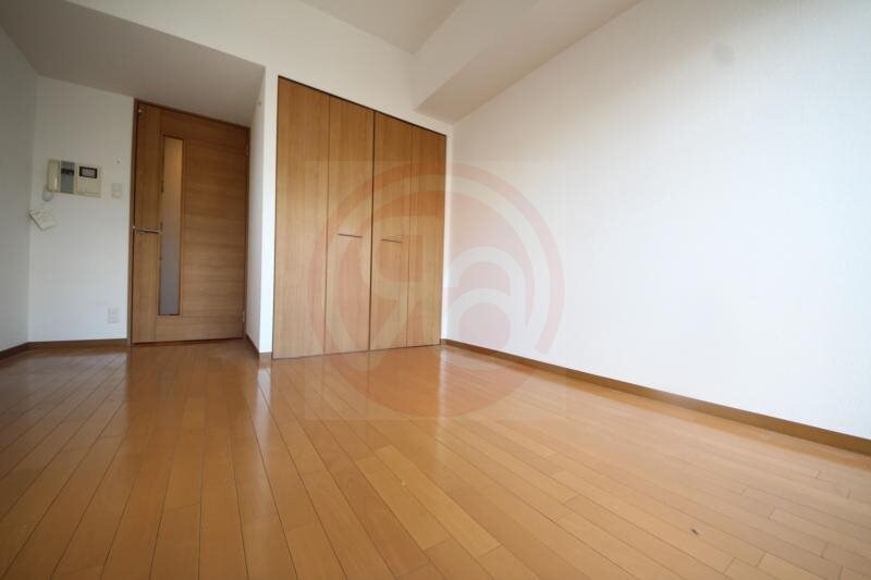 物件内観写真26　(落ち着いた色調の洋室です)