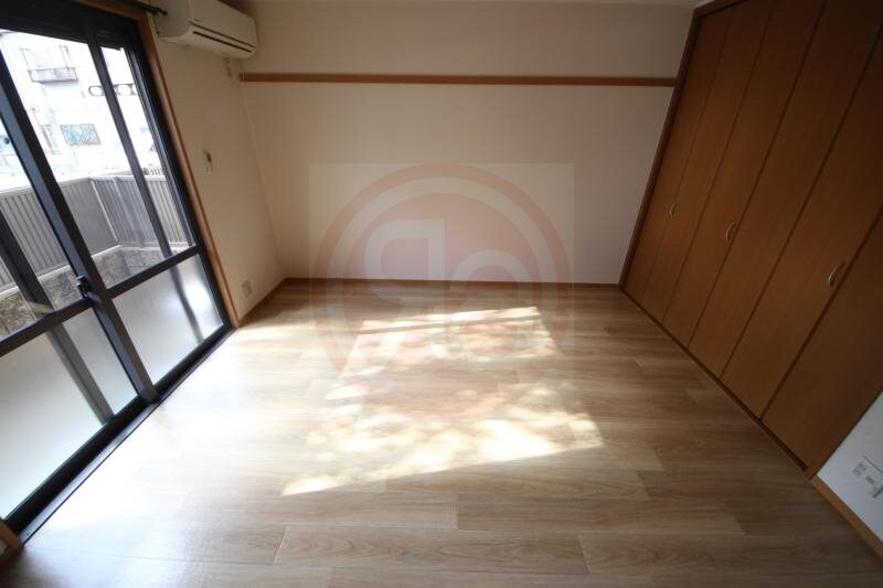 内装他(きれいな内装です)