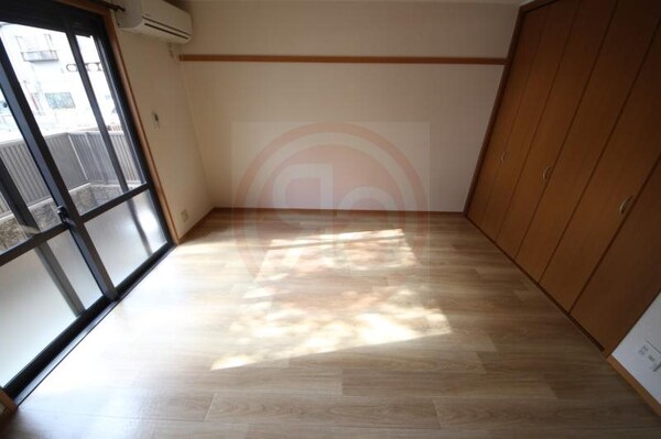 内装他(きれいな内装です)