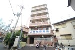 落ち着いた雰囲気の外観です