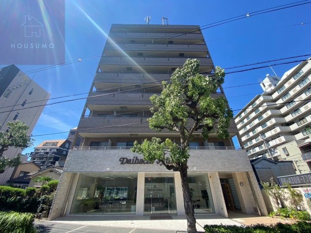 物件外観写真2　(落ち着いた雰囲気の外観です)