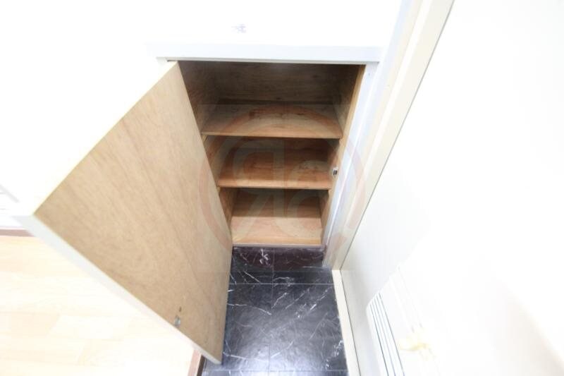 物件内観写真23　(こまごまとしたものを収納できそうですね)