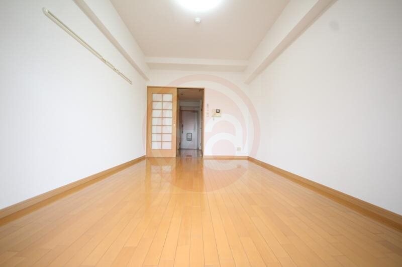 物件内観写真6　(おしゃれな居間です)