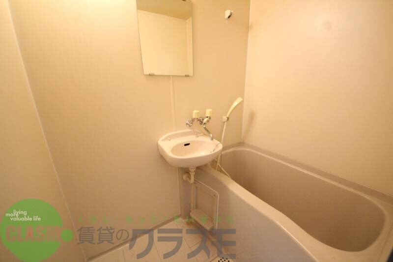 物件内観写真7　(きれいなお風呂です)