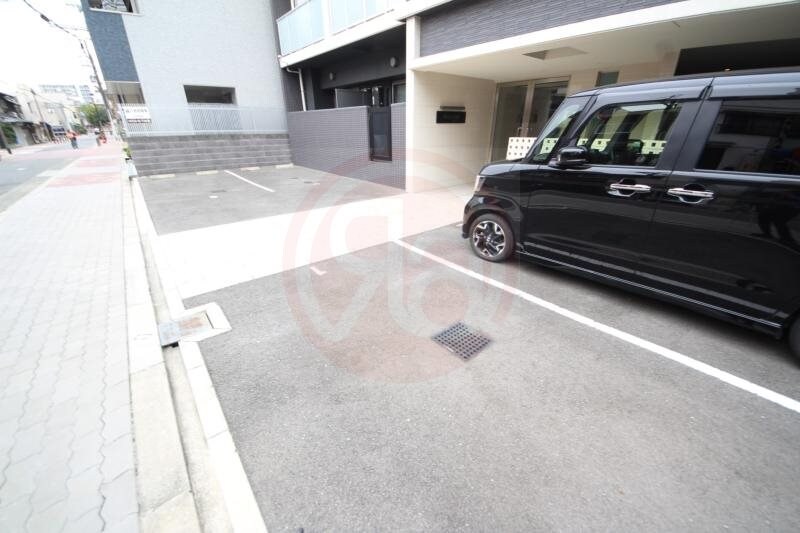 物件外観写真4　(駐車場があります)