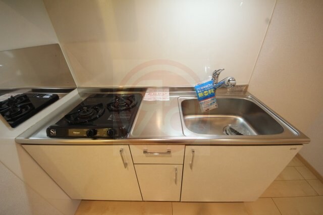 物件内観写真8　(キッチンでお料理をお楽しみください)