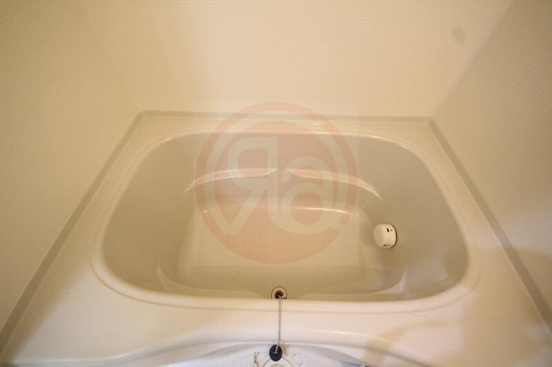 物件内観写真10　(コンパクトで使いやすいお風呂です)