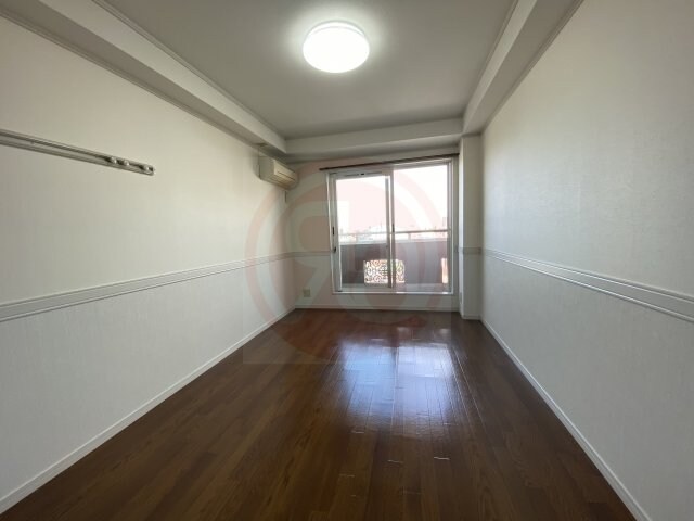 物件内観写真28　(落ち着いた玄関です)