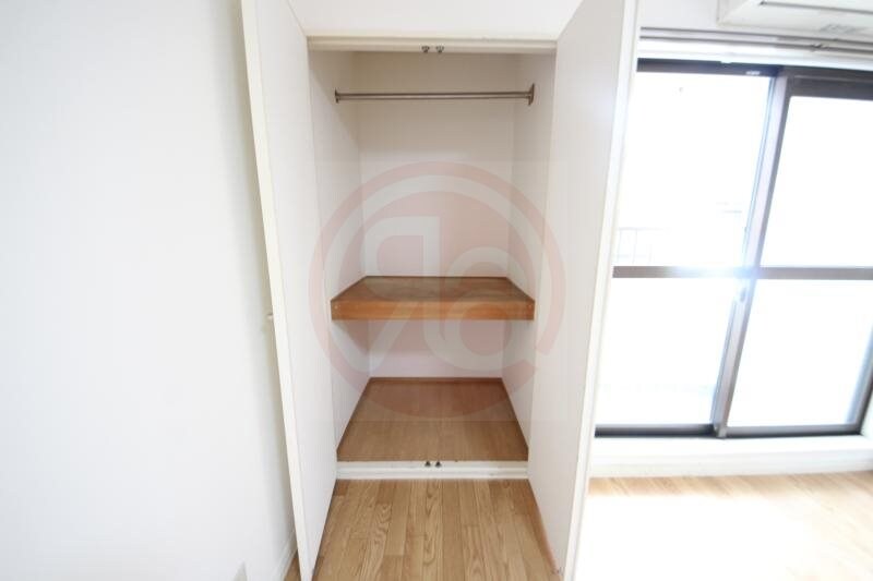 物件内観写真17　(便利な収納スペースです)