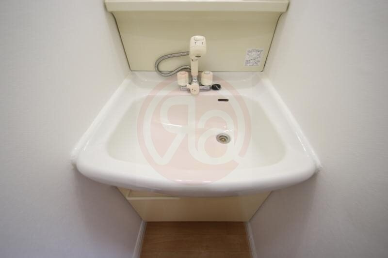 物件内観写真19　(独立洗面化粧台が付いています)