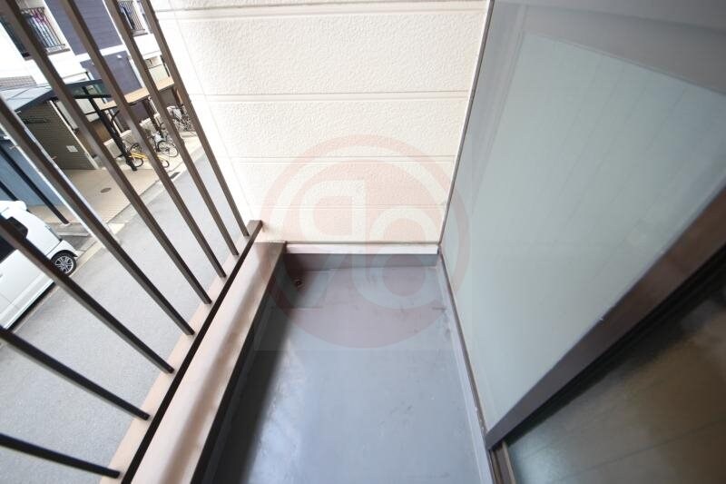 物件内観写真20　(開放的で明るい空間を演出してくれるバルコニーです)