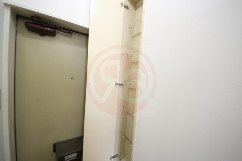 物件内観写真23　(収納スペース豊富です)