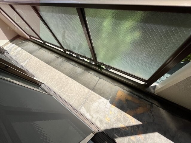 物件内観写真12　(落ち着いた時間を過ごせるバルコニーです)