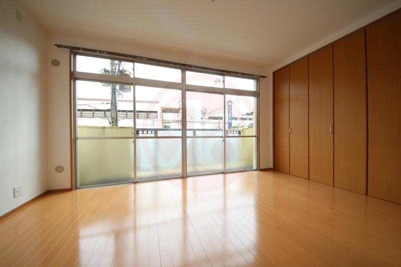 物件内観写真5　(リビングです)