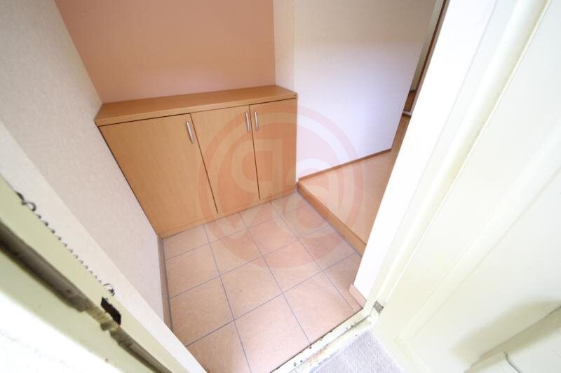 物件内観写真12　(シンプルで使いやすい玄関です)