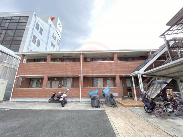 物件外観写真4　(建物外観を気になさる方へ、見た目の良い物件です)