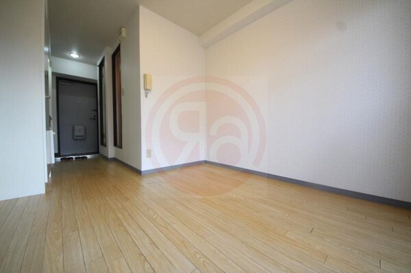 洋室(使い勝手のいい洋室です)