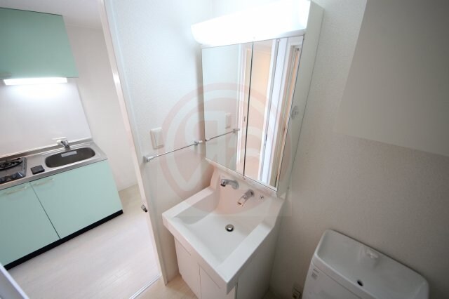 物件内観写真23　(コンパクトで使いやすい洗面所)