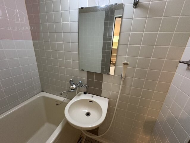 物件内観写真7　(きれいなお風呂です)