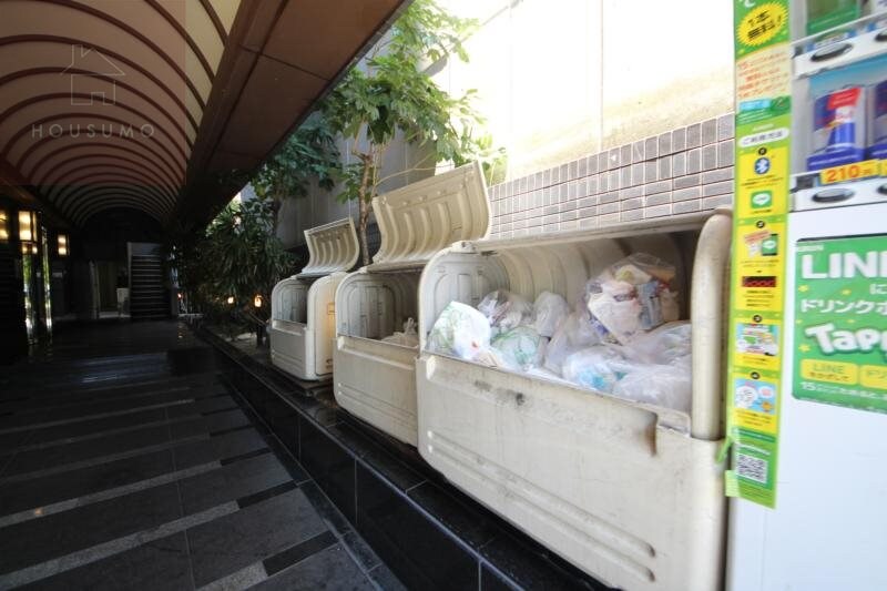 物件内観写真15　(ゆとりのあるロビーです)