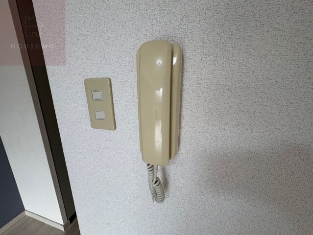 物件内観写真16　(きれいな玄関です)