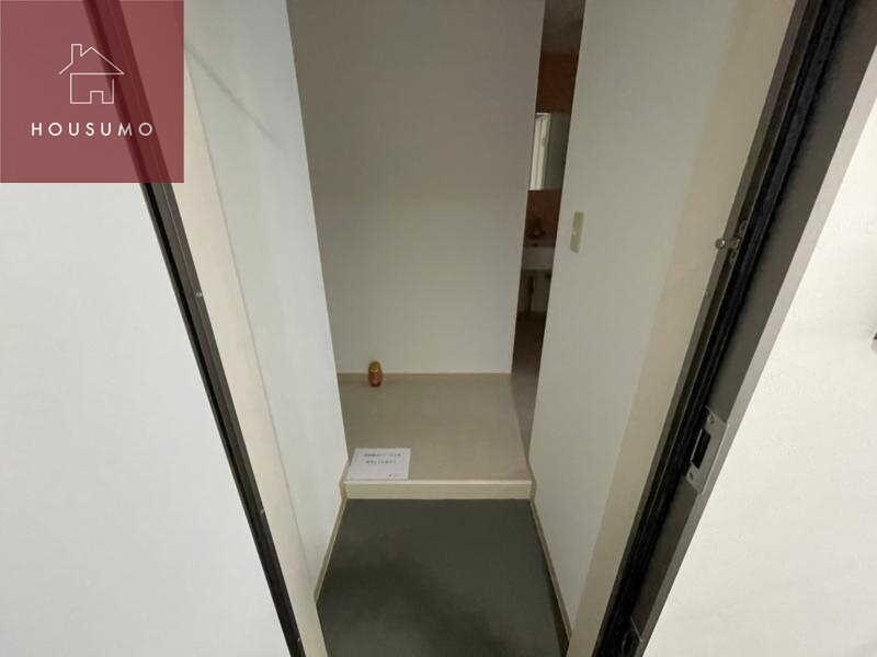 物件内観写真10　(玄関です)