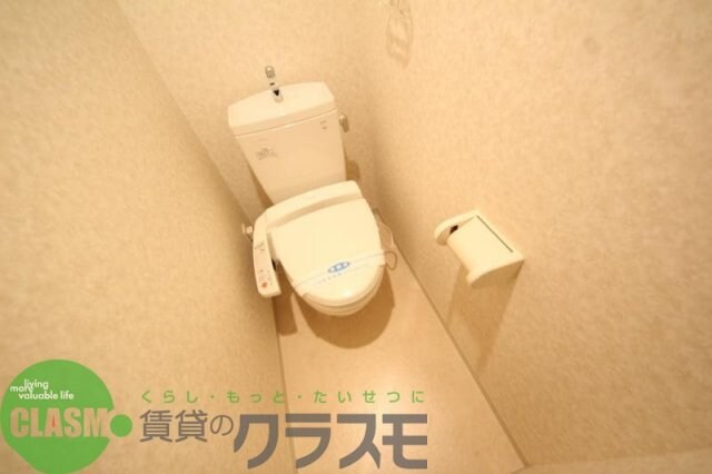 物件内観写真27　(落ち着いた色調のトイレです)