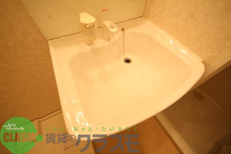 物件内観写真28　(独立洗面台です)