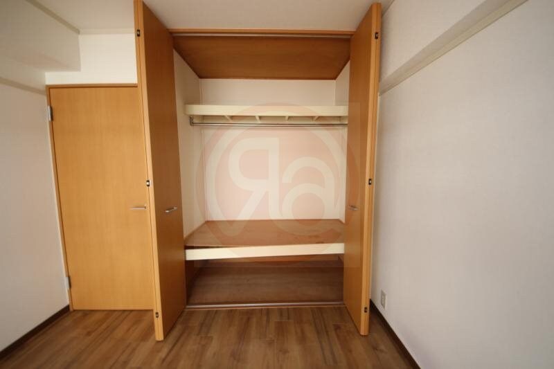 物件内観写真5　(十分な収納スペースがあります)