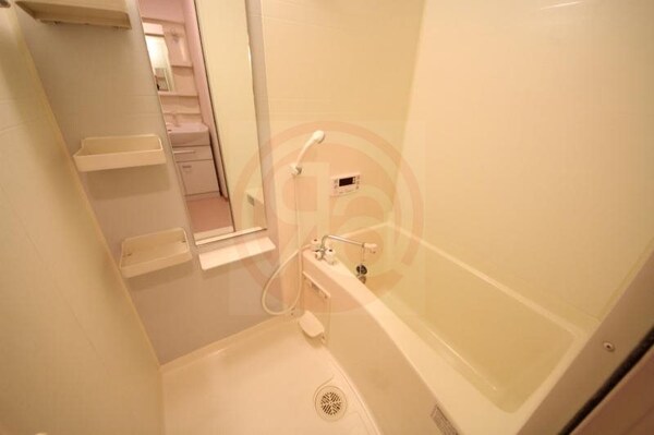 浴室(お風呂で日々の疲れを落としましょう)