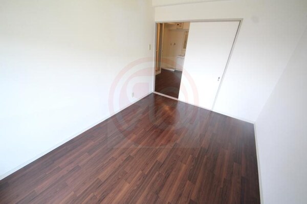 寝室(寝室です)