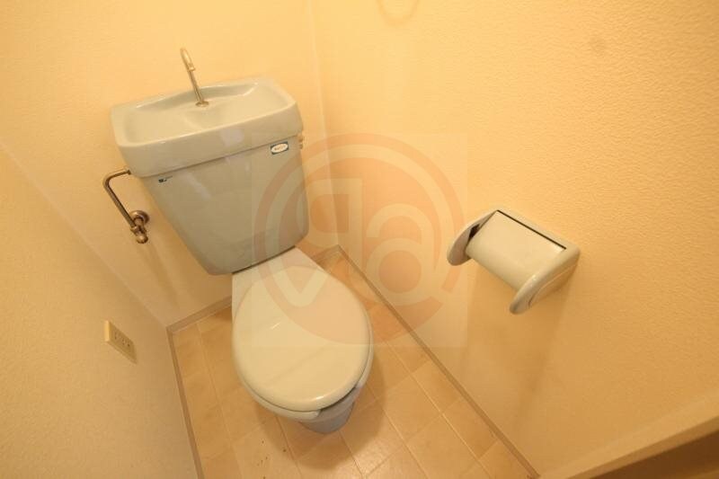 物件内観写真14　(シンプルで使いやすいトイレです)