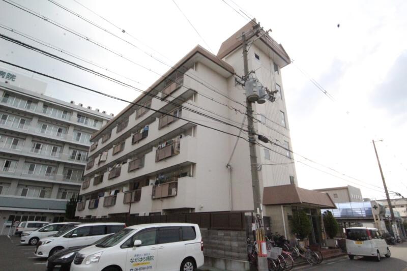 物件外観写真4　(外観は落ち着いています)