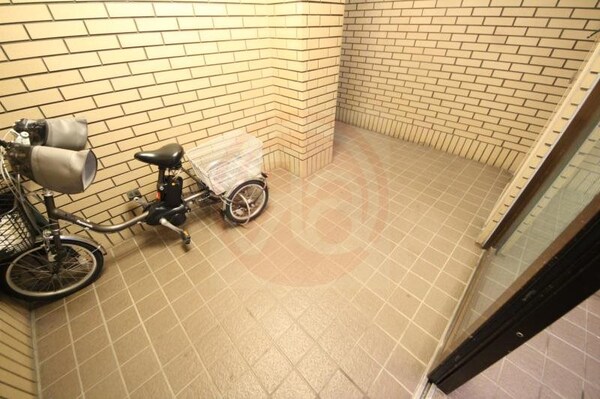 ロビー・ラウンジ(ゆとりのあるロビーです)