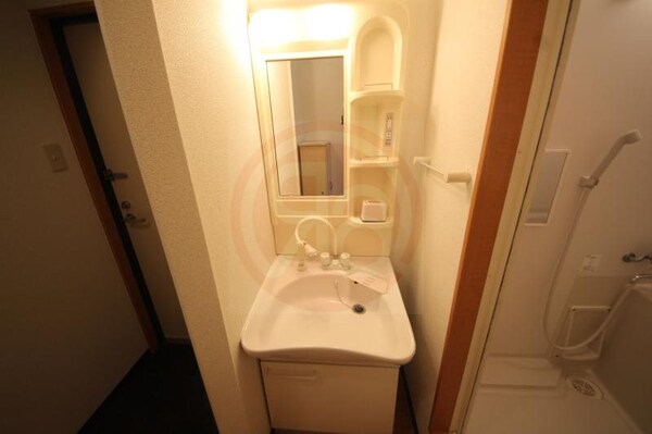 洗面・脱衣所(コンパクトで使いやすい洗面所)