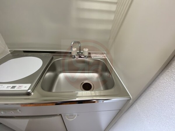 キッチン(ゆったりとした空間のトイレです)