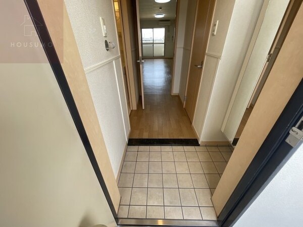 玄関(きれいな玄関です)