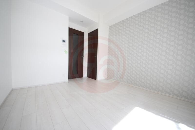 物件内観写真25　(落ち着いた色調の洋室です)