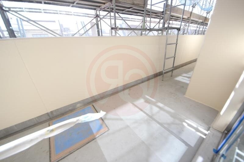 物件内観写真20　(お洗濯にも便利なバルコニー付き)