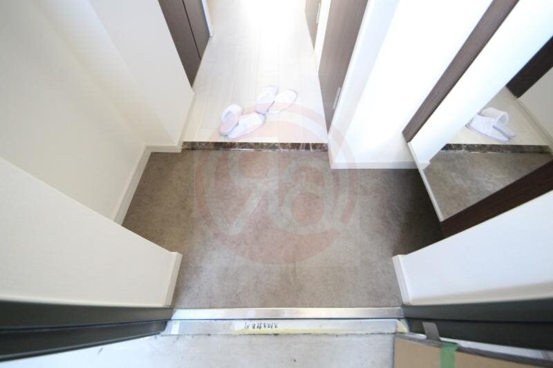 物件内観写真16　(きれいな玄関です)