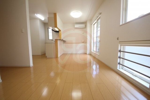 物件内観写真10　(内装です)