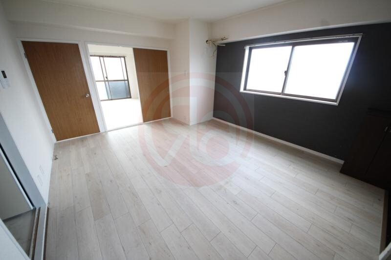 物件内観写真25　(使い勝手のいい洋室です)