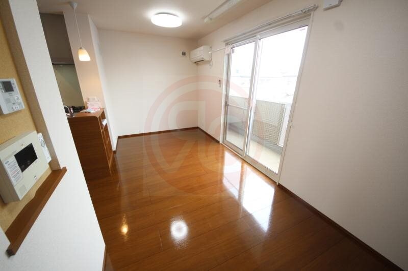 物件内観写真26　(個人の部屋や寝室として使える洋室です)