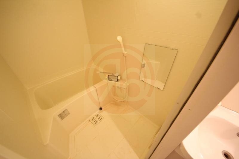 物件内観写真11　(きれいなお風呂です)