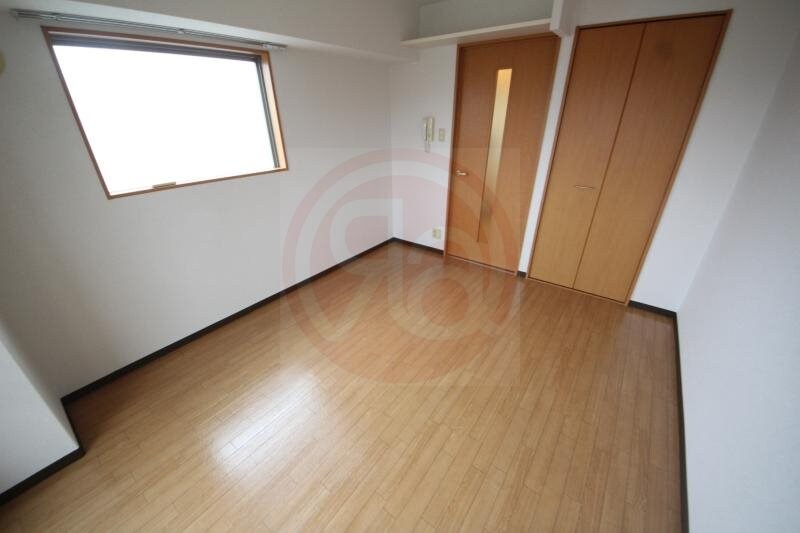 物件内観写真5　(ゆったり過ごせる居間です)