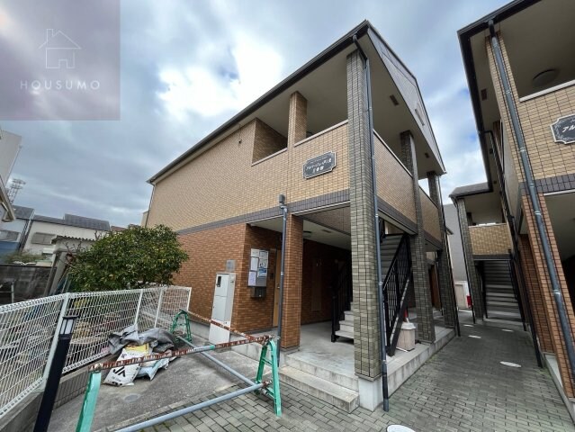 物件外観写真4　(外観は落ち着いています)